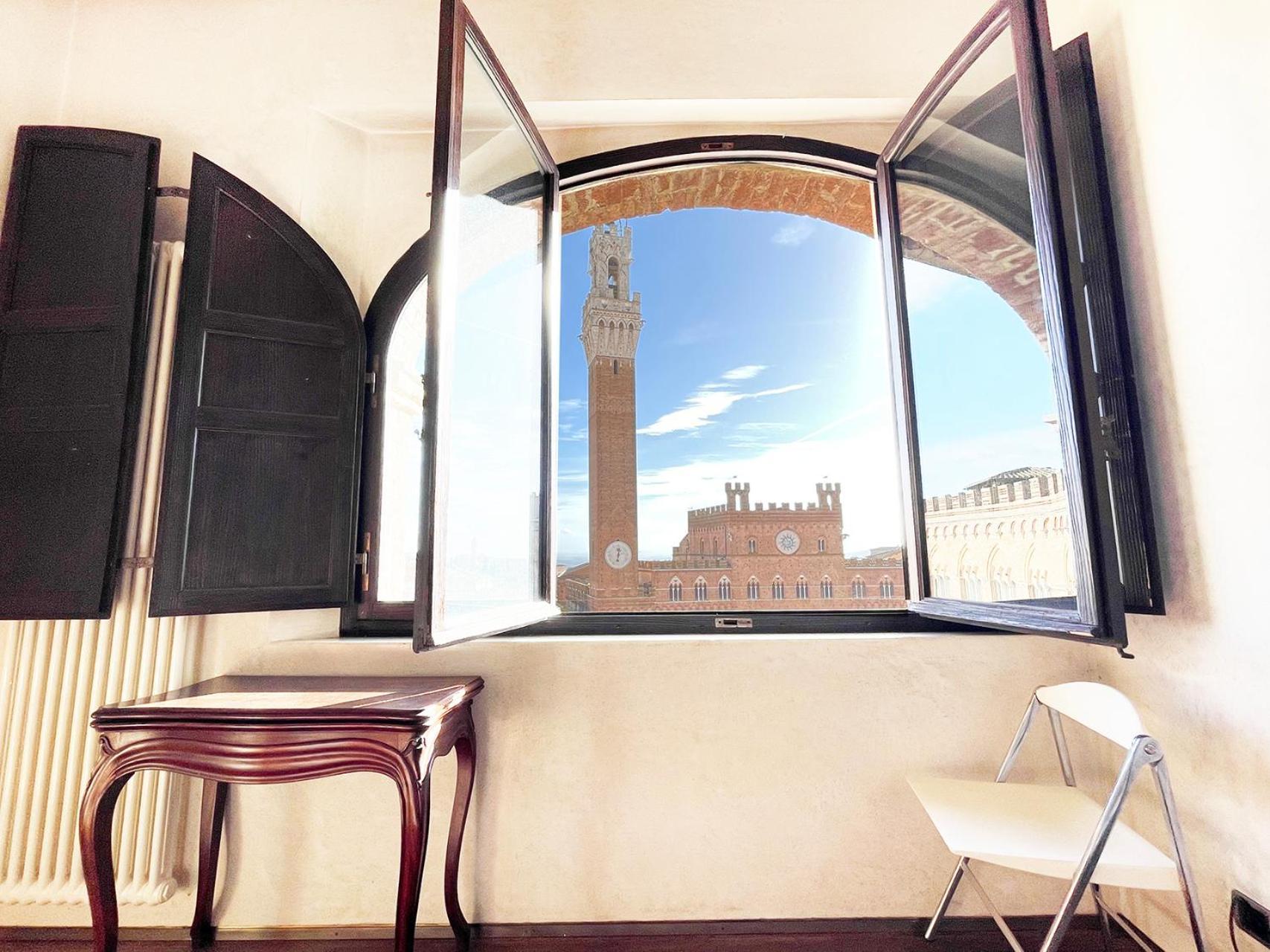 Il Campo 8: Piazza Del Campo Appartement Siena Buitenkant foto